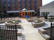 Circular retaining wall for planter